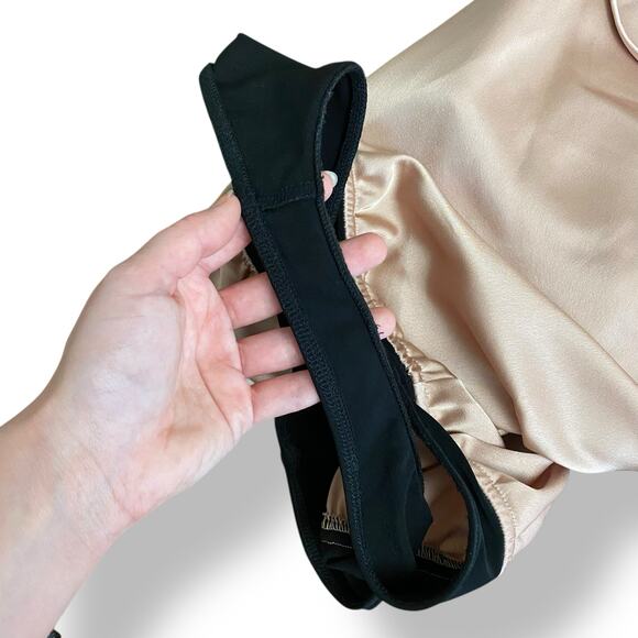 Show Me Your Mumu Diane Bodysuit In Rose‎ Gold Luxe Satin Womens Size XS - Picture 7 of 8